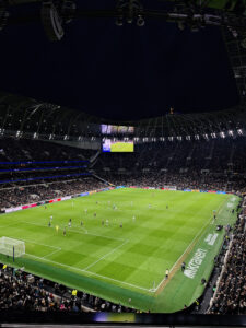 AN UNFORGETTABLE 90 MINUTES IN LONDON